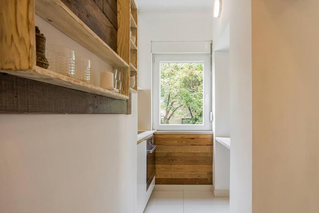 Boutique Home Near Parliament เบลเกรด ภายนอก รูปภาพ